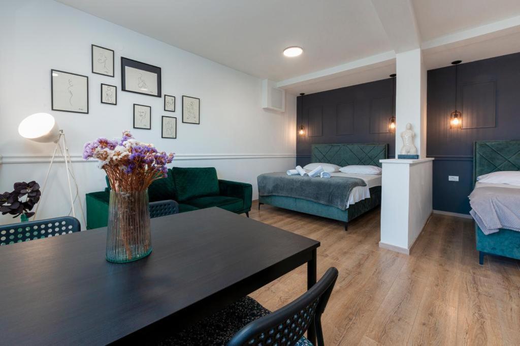 Guest House Allineeddubrovnik Choose Between Double Room Or Penthouse Or Studio Apartments Free Parking Exteriör bild