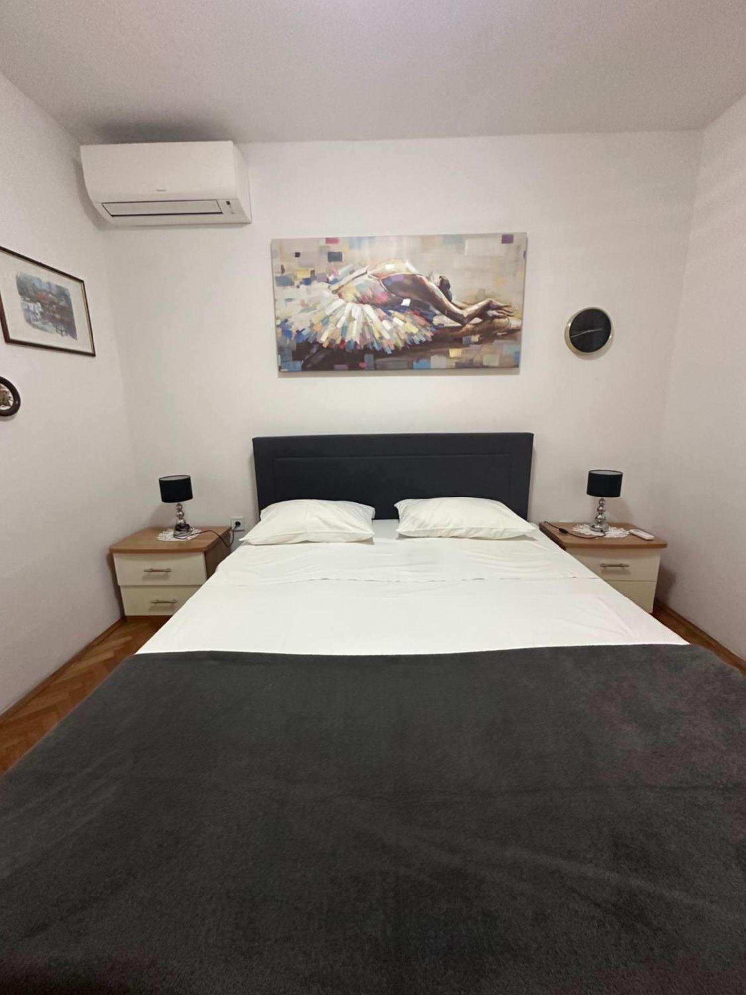 Guest House Allineeddubrovnik Choose Between Double Room Or Penthouse Or Studio Apartments Free Parking Exteriör bild